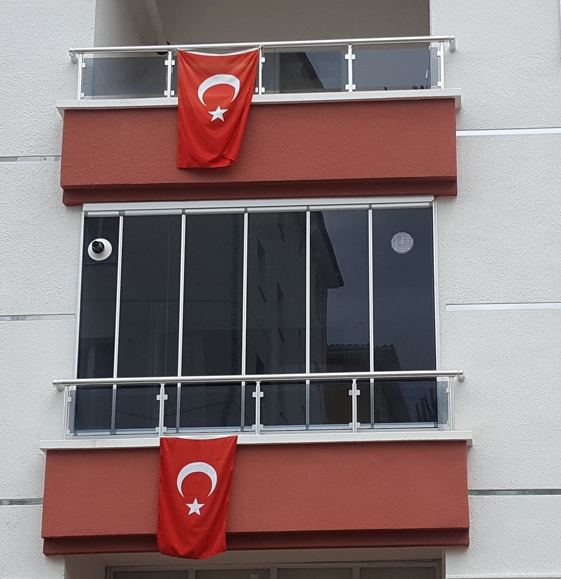 Cam Balkon Yaptıracağınız Firmayı Özenle Seçmelisiniz